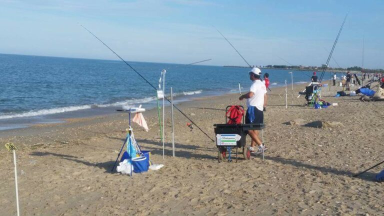 Come funziona una gara di surfcasting